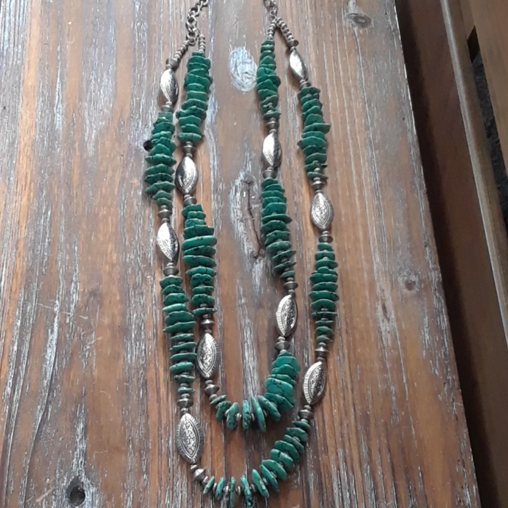 Turquoise Beaded Necklace